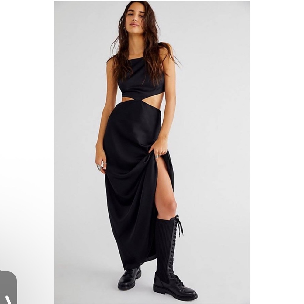 Free People x Fame & Partners Liv Maxi
Sexy Cut Out Dress size 8